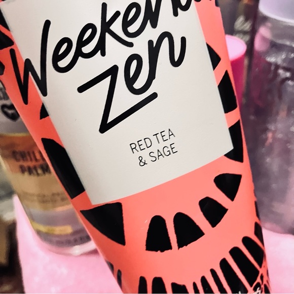 VS PINK Weekend Zen Body Lotion RARE - Picture 3 of 6